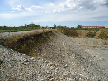 Fronte di scavo cava di inerti